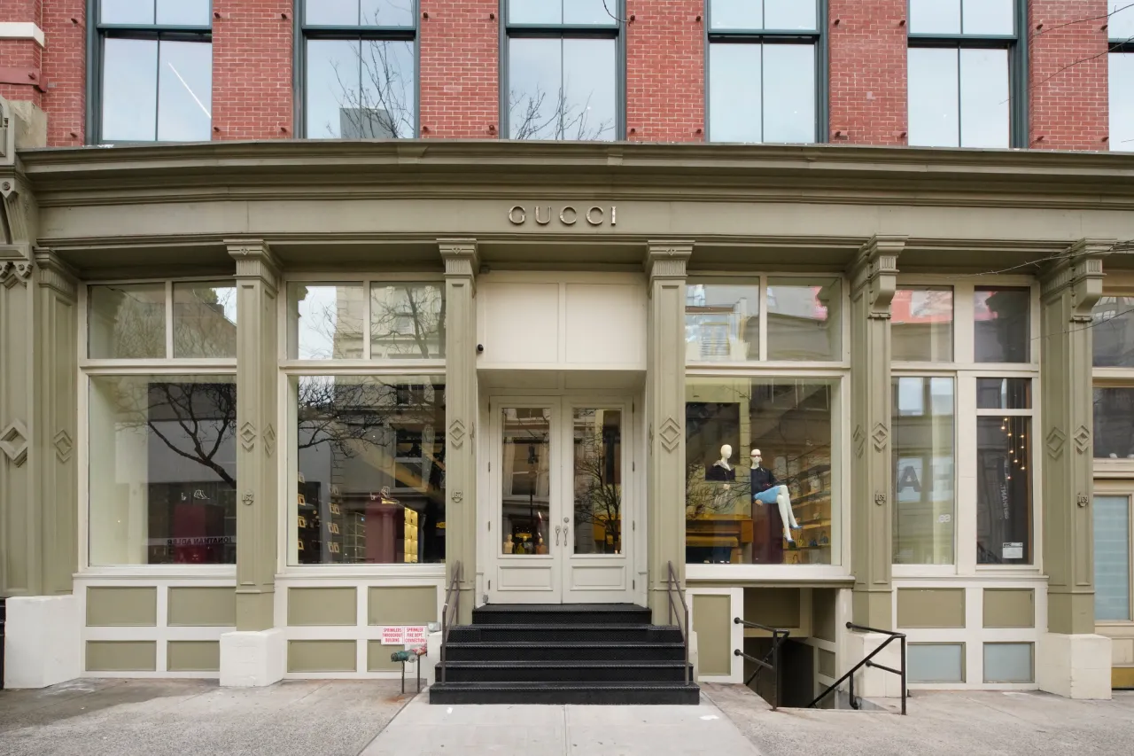 Sabato de Sarnos debut i New York-butik