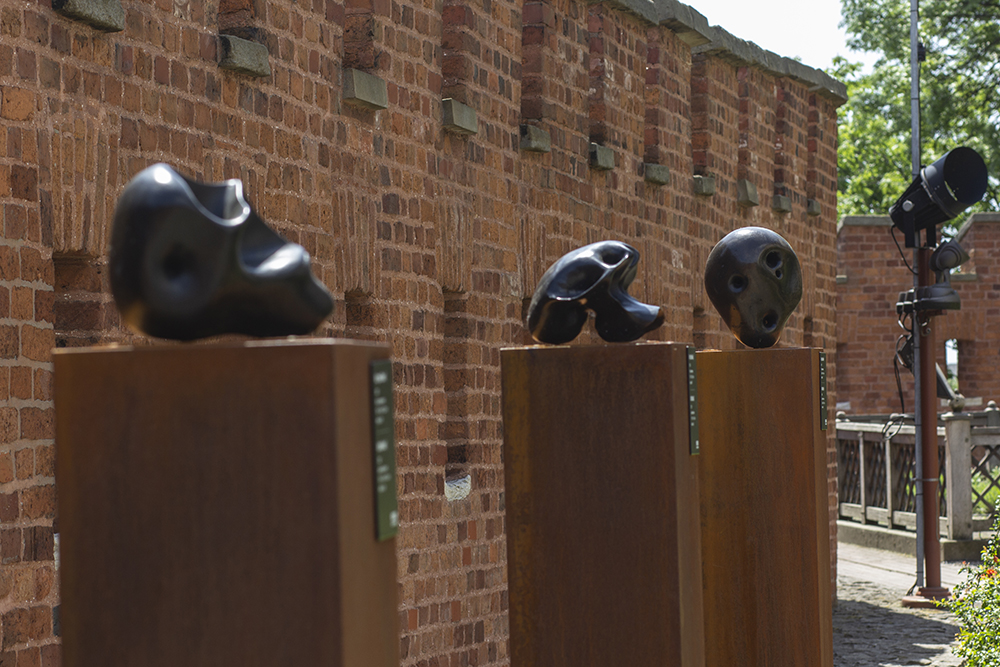 Beksinski. Skulpturer Dokumentation20small