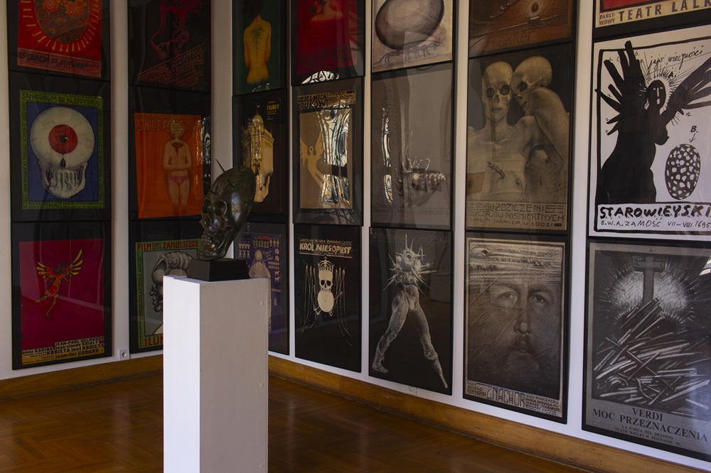 Uorden i paladset. Franciszek Starowieyski i Krakow igen - udstillingsdokumentation