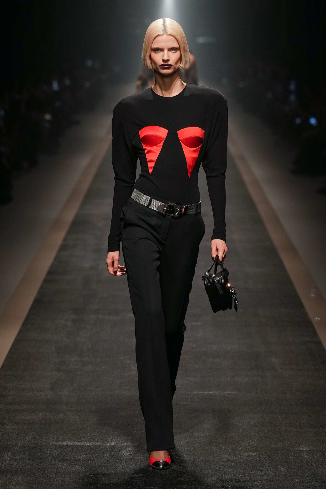 Seneste=Versace show2