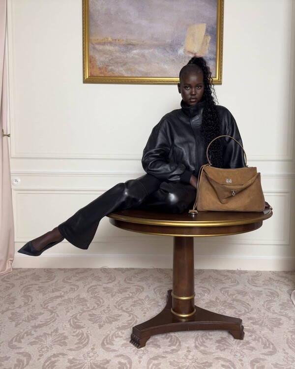 Balenciaga-kampagne med Claudia Schiffer5