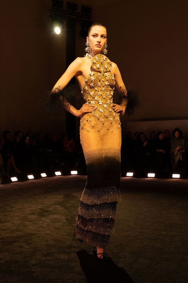 Schiaparelli For&aring;r 2026 Agoni I Ekstase Haute Couture Som Levende Kunst4
