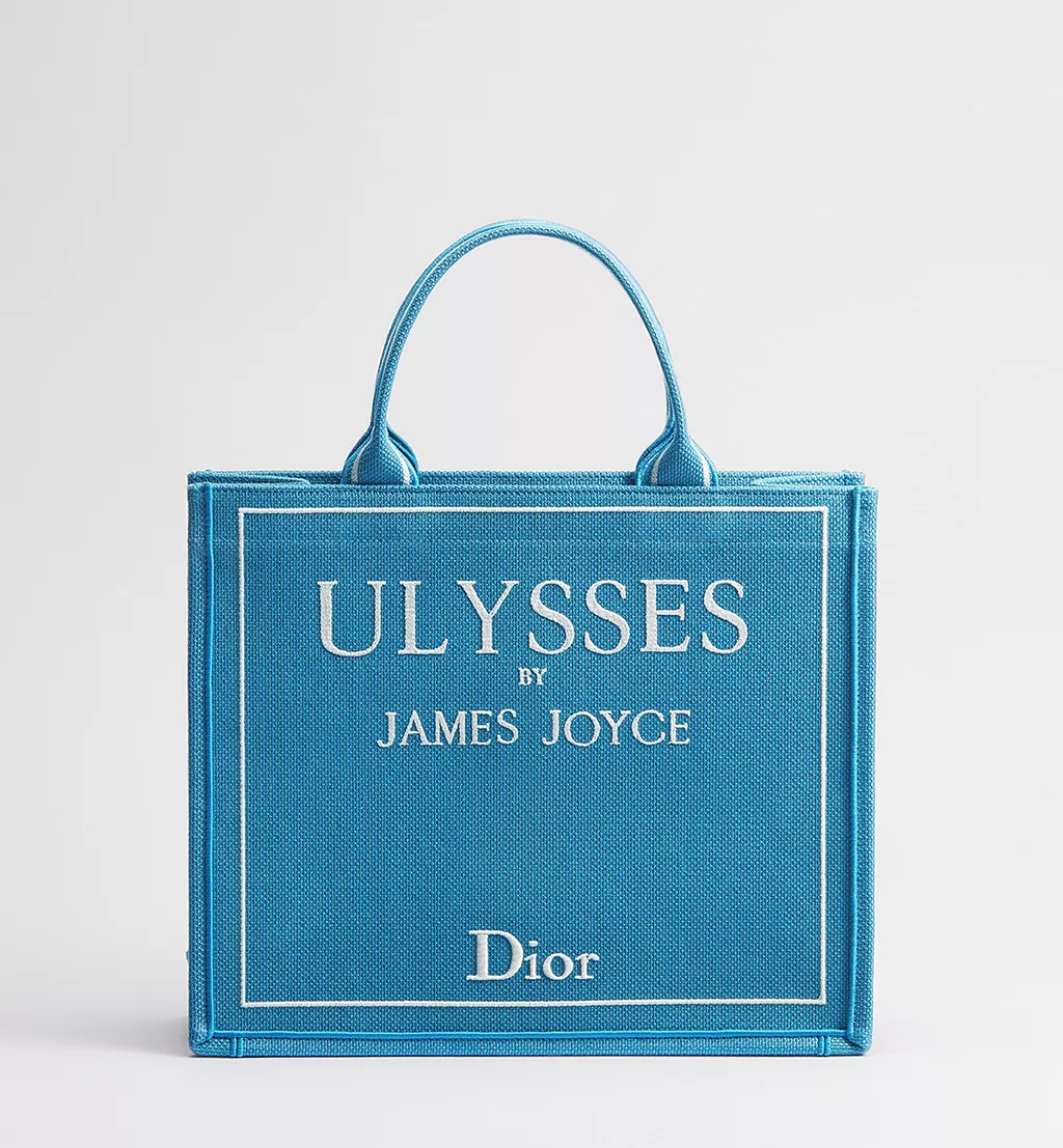 Dior Book Tote N&aring;r Bogen Bliver Mode8